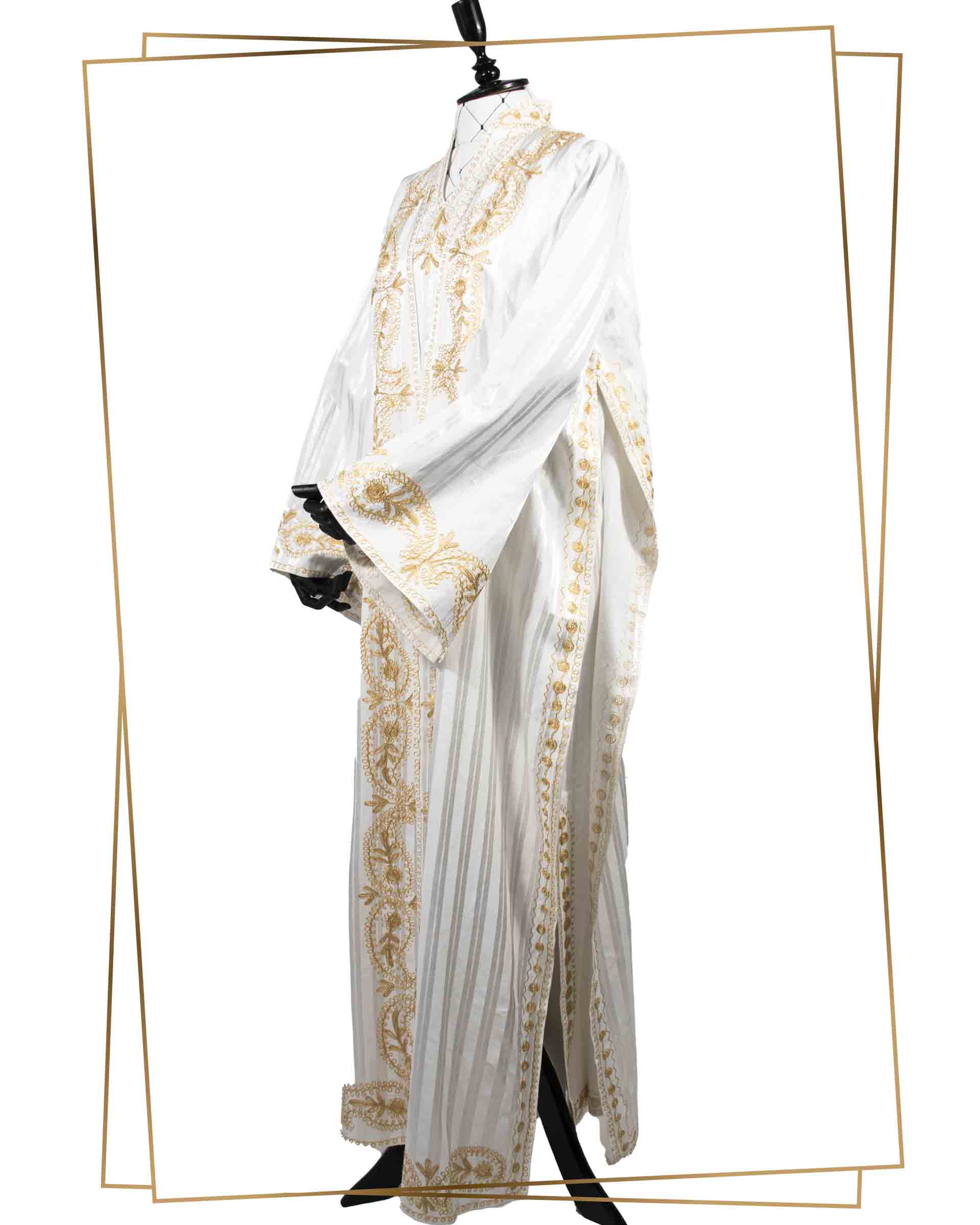 Darmishq - White Saya Abaya - Kaftan With Sleeveless Dress - 004